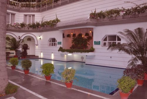 Grand Continental Hotel Allāhābād Junction Exteriör bild